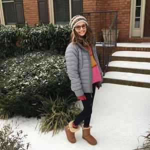 Black fabletics powerhold leggings